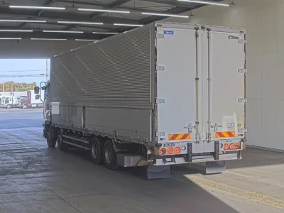 Isuzu GIGA  с аукциона в Японии