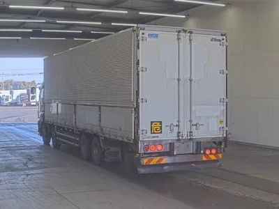 Isuzu GIGA  с аукциона в Японии