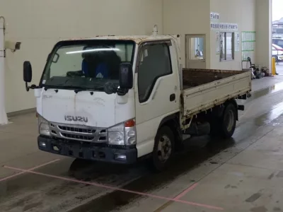 Isuzu ELF  с аукциона в Японии