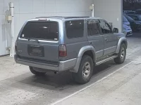 Toyota HILUX SURF лот № 20014 оценка 3  с аукциона в Японии 1