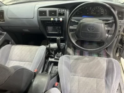 Toyota HILUX SURF  с аукциона в Японии