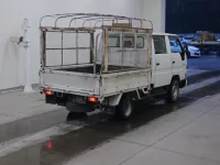 Toyota DYNA лот № 19 оценка 3.5  с аукциона в Японии 1