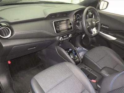 Nissan KIX  с аукциона в Японии