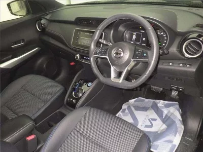 Nissan KIX  с аукциона в Японии