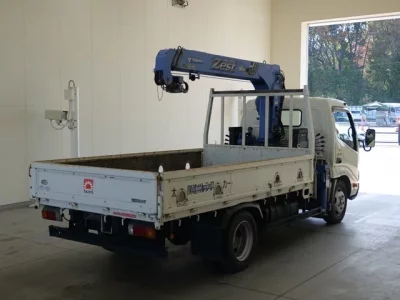 Hino DUTRO  с аукциона в Японии