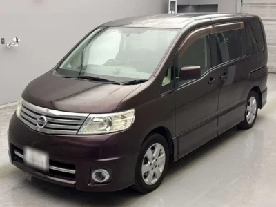 Nissan SERENA  с аукциона в Японии