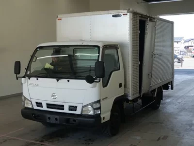 Nissan ATLAS  с аукциона в Японии