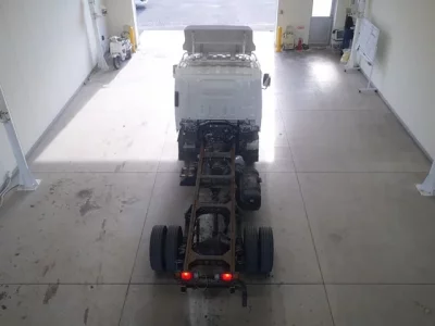 Isuzu ELF  с аукциона в Японии