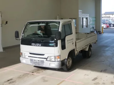 Isuzu ELF  с аукциона в Японии