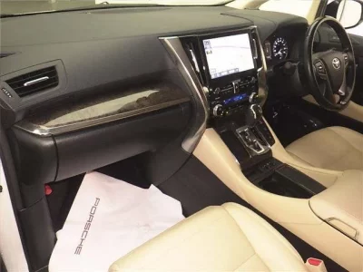 Toyota ALPHARD  с аукциона в Японии
