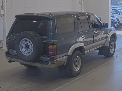 Toyota HILUX SURF  с аукциона в Японии