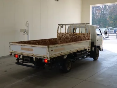 Isuzu ELF  с аукциона в Японии