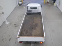 Hino DUTRO лот № 48 оценка 3  с аукциона в Японии 2