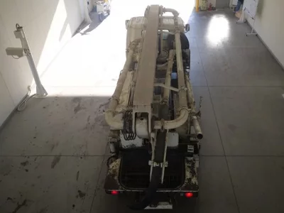 Isuzu ELF  с аукциона в Японии