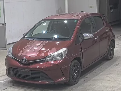Toyota VITZ  с аукциона в Японии