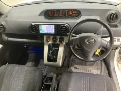 Toyota COROLLA RUMION  с аукциона в Японии