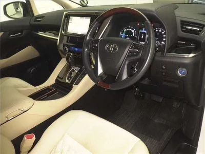 Toyota VELLFIRE  с аукциона в Японии