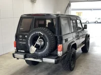 Toyota LAND CRUISER PRADO лот № 9615 оценка 3  с аукциона в Японии 1