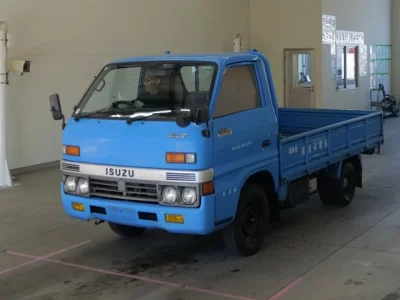 Isuzu ELF  с аукциона в Японии