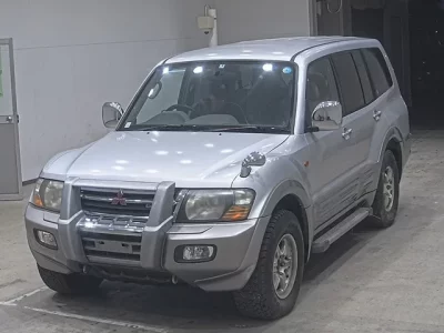 Mitsubishi PAJERO  с аукциона в Японии