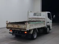 Mitsubishi CANTER лот № 1060 оценка R  с аукциона в Японии 1