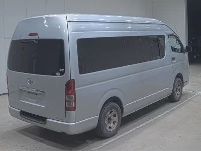 Toyota HIACE VAN  с аукциона в Японии