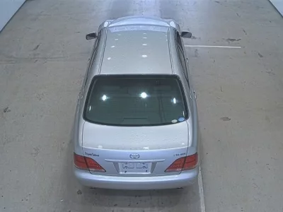 Toyota CROWN  с аукциона в Японии
