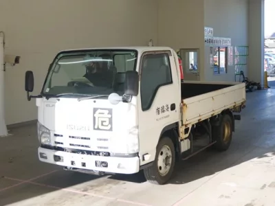 Isuzu ELF  с аукциона в Японии