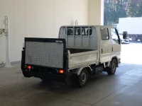 Mitsubishi CANTER лот № 1072 оценка 2  с аукциона в Японии 1
