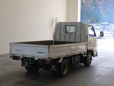 Isuzu ELF  с аукциона в Японии