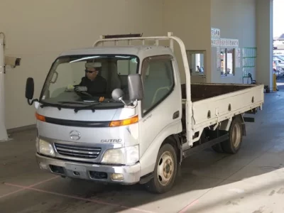 Hino DUTRO  с аукциона в Японии
