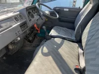 Toyota DYNA лот № 90 оценка R  с аукциона в Японии 4