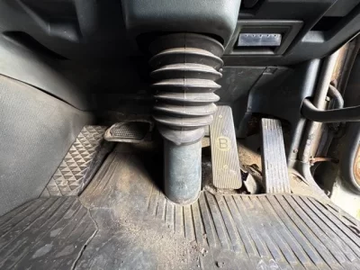 Mitsubishi SUPER GREAT  с аукциона в Японии