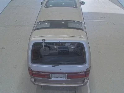 Toyota HIACE  с аукциона в Японии