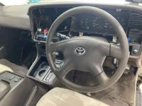 Toyota HIACE лот № 20130 оценка RA  с аукциона в Японии 3