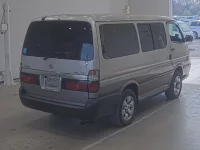 Toyota HIACE лот № 20130 оценка RA  с аукциона в Японии 1