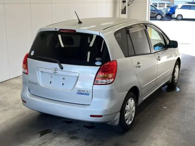 Toyota COROLLA SPACIO