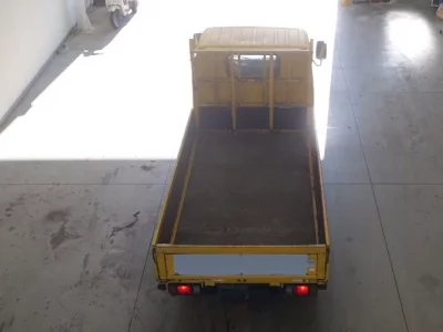 Isuzu ELF  с аукциона в Японии