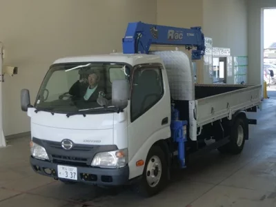 Hino DUTRO  с аукциона в Японии