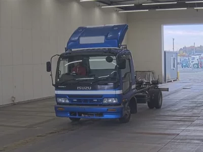 Isuzu FORWARD  с аукциона в Японии