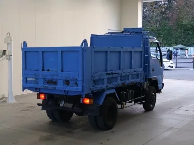 Isuzu ELF  с аукциона в Японии