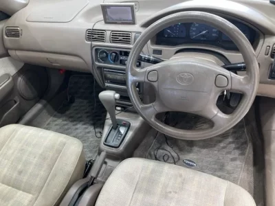 Toyota COROLLA2