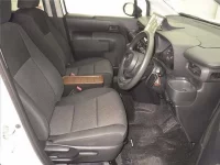 Toyota SIENTA лот № 8213 оценка R  с аукциона в Японии 4