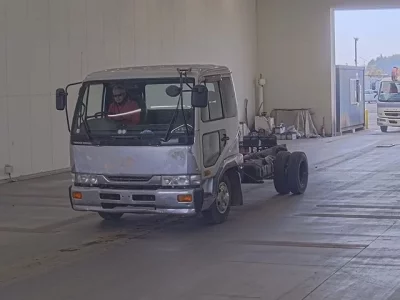 Nissan TRUCK  с аукциона в Японии