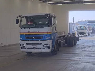 Mitsubishi SUPER GREAT  с аукциона в Японии