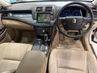 Toyota CROWN лот № 20154 оценка RA  с аукциона в Японии 3