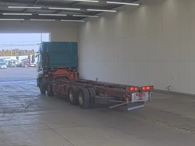 Nissan QUON  с аукциона в Японии