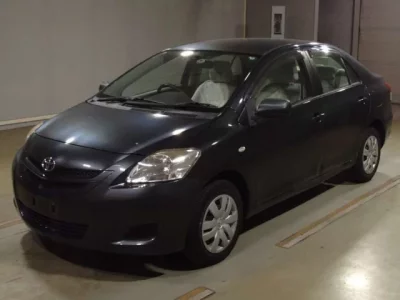 Toyota BELTA  с аукциона в Японии