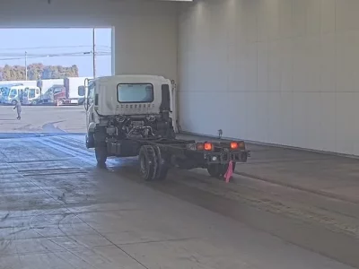 Isuzu FORWARD  с аукциона в Японии