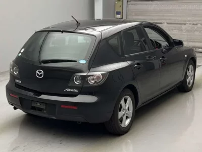 Mazda AXELA  с аукциона в Японии